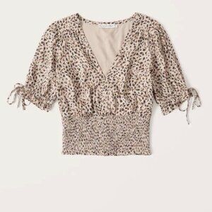 NWOT Abercrombie & Fitch Blouse in Cheetah Print